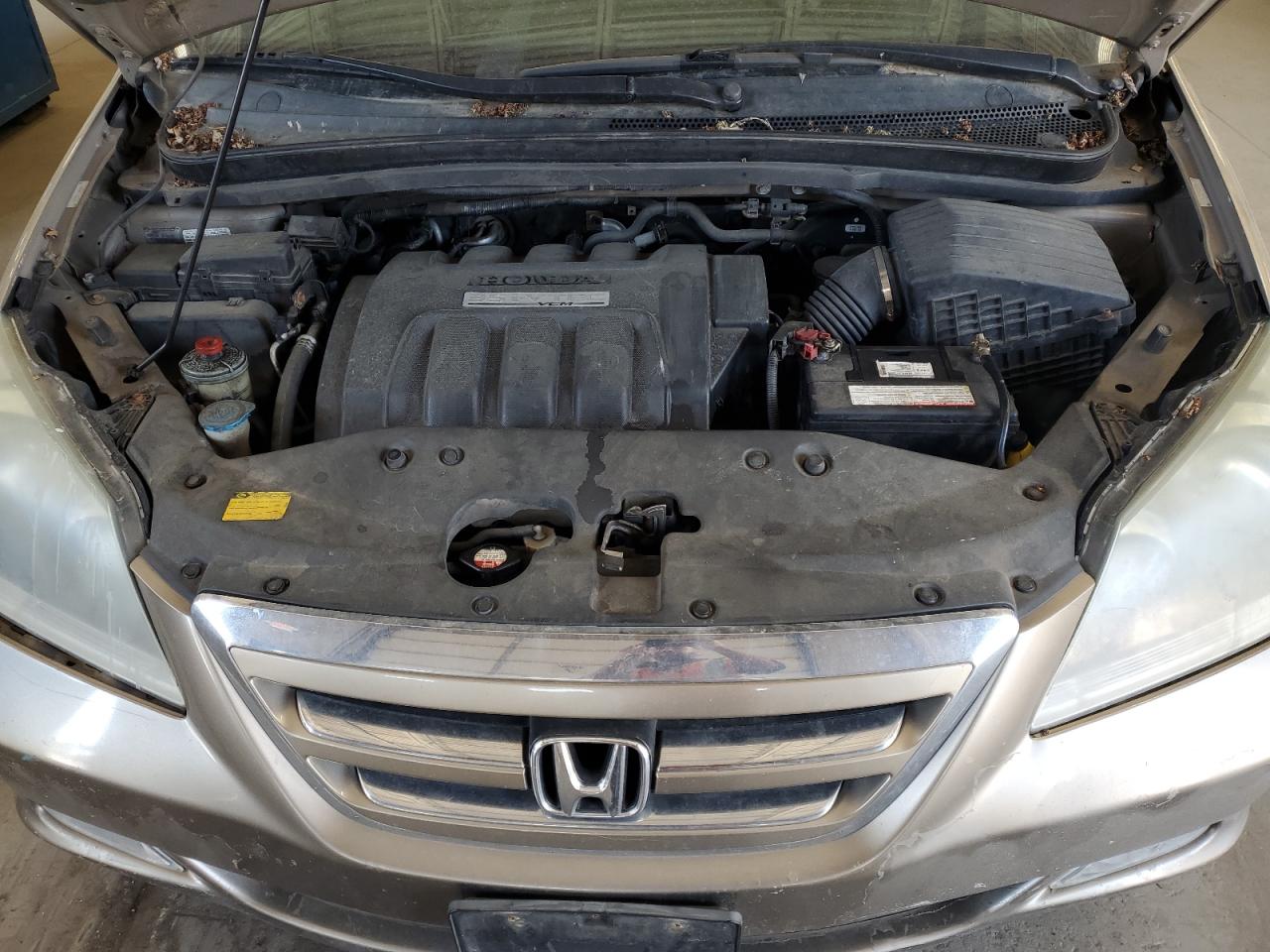 2005 Honda Odyssey Touring VIN: 5FNRL38865B012060 Lot: 56576065