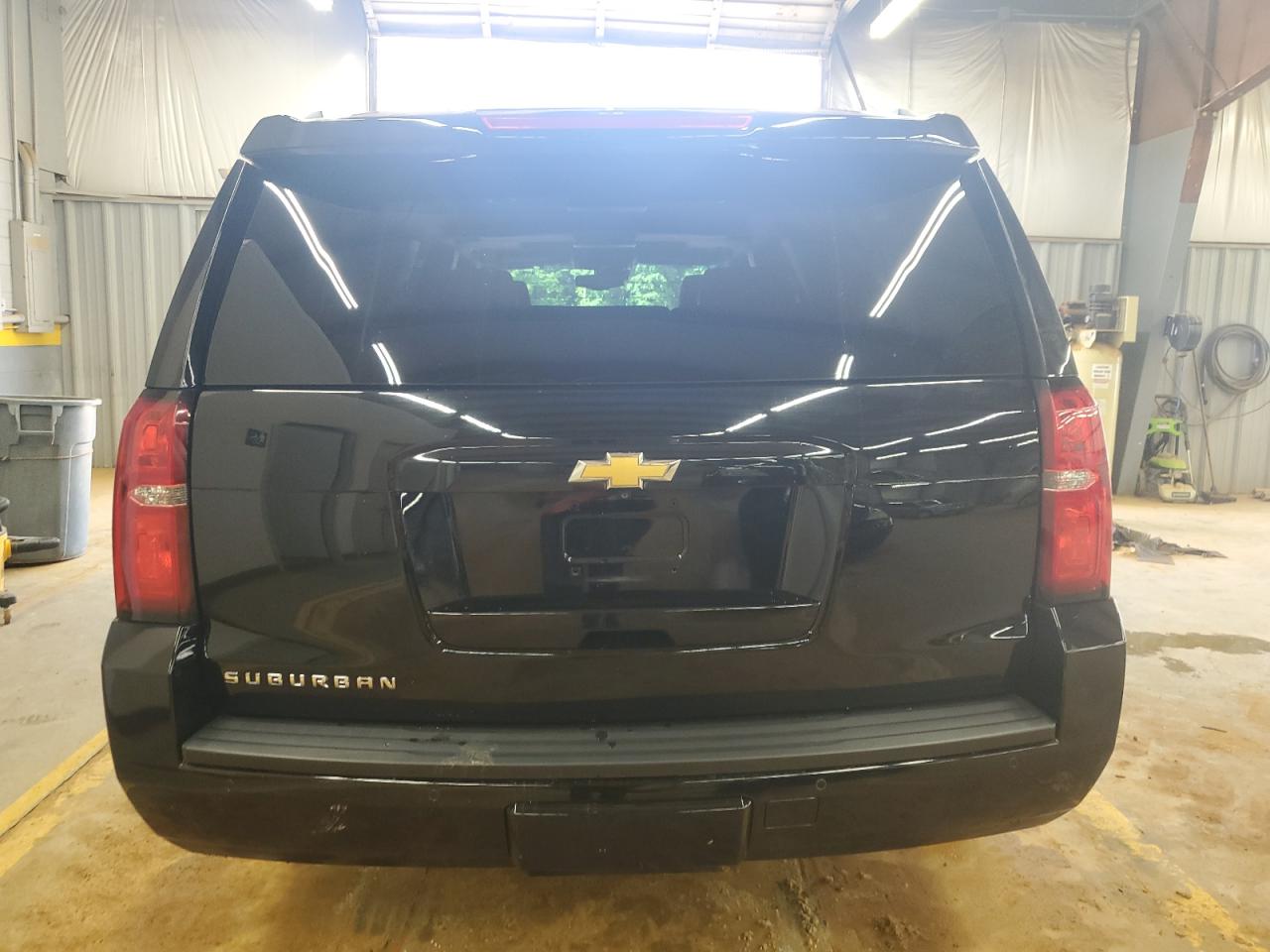 2015 Chevrolet Suburban K1500 Lt VIN: 1GNSKJKC2FR744694 Lot: 56769735