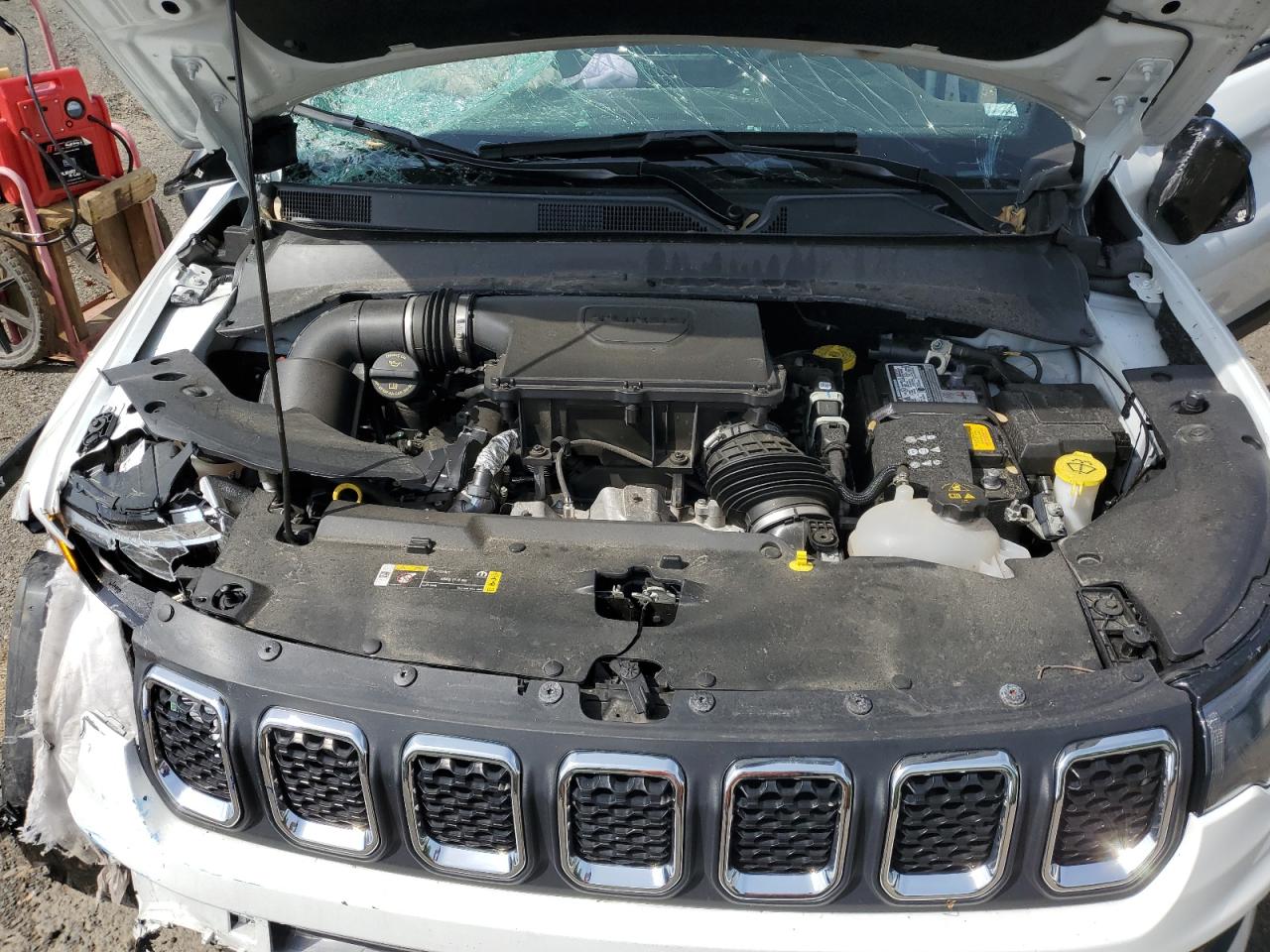 2024 Jeep Compass Latitude VIN: 3C4NJDBN2RT604989 Lot: 56880335