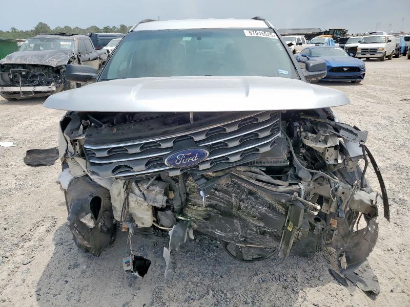  FORD EXPLORER 2016 Srebrny