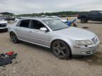 2004 Volkswagen Phaeton 4.2 продається в Kansas City, KS - Minor Dent/Scratches