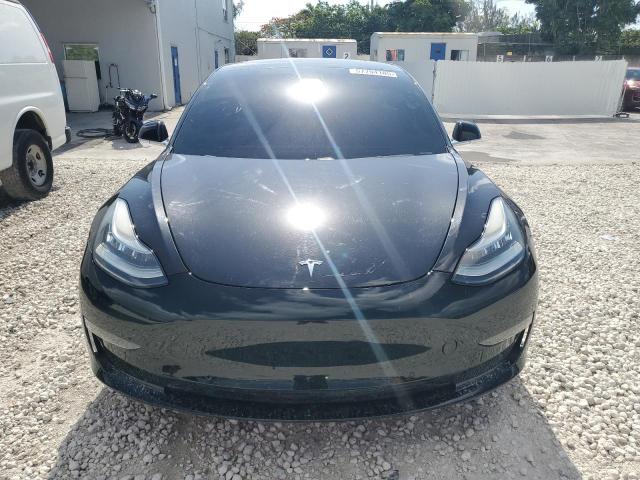  TESLA MODEL 3 2019 Czarny