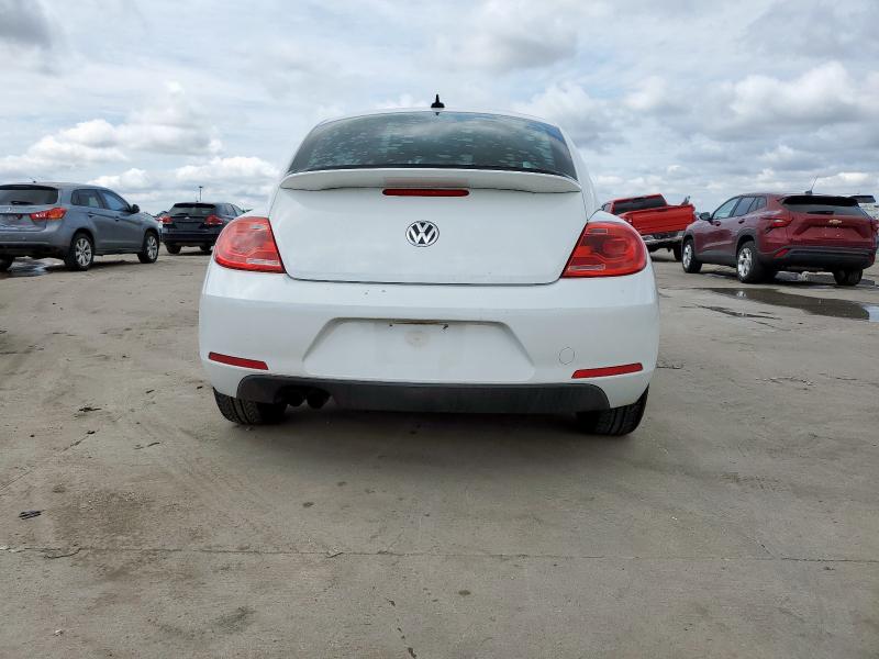  VOLKSWAGEN BEETLE 2015 Biały