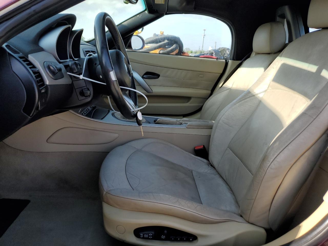 2003 BMW Z4 2.5 VIN: 4USBT33413LR62742 Lot: 55074885