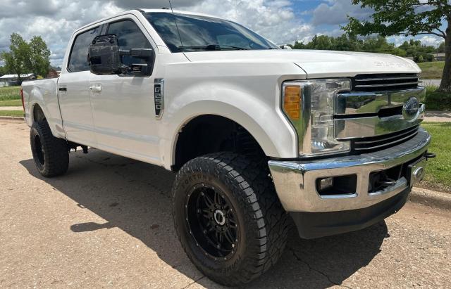 Pickups FORD F250 2017 Biały