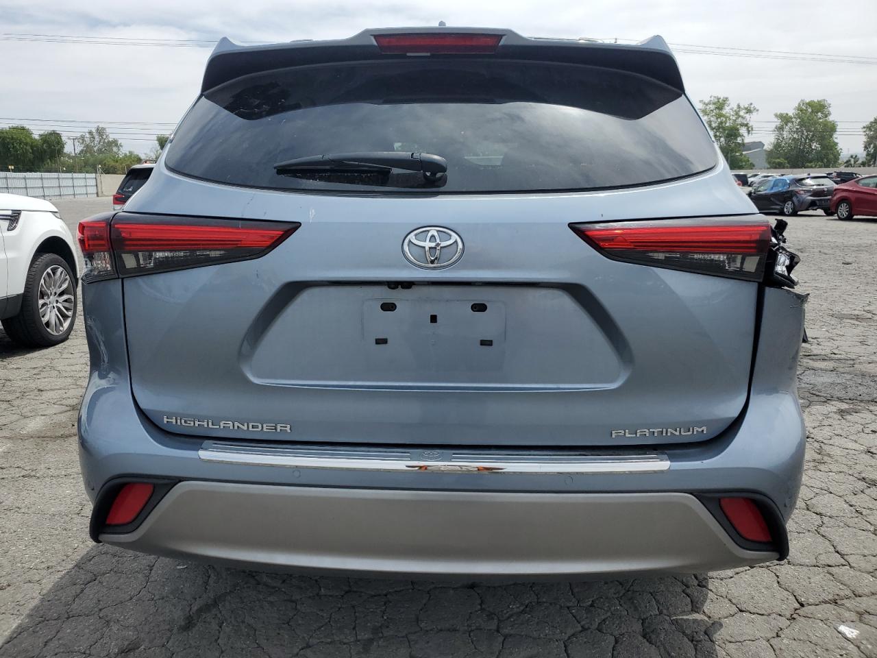 2021 Toyota Highlander Platinum VIN: 5TDFZRAHXMS077843 Lot: 56834675