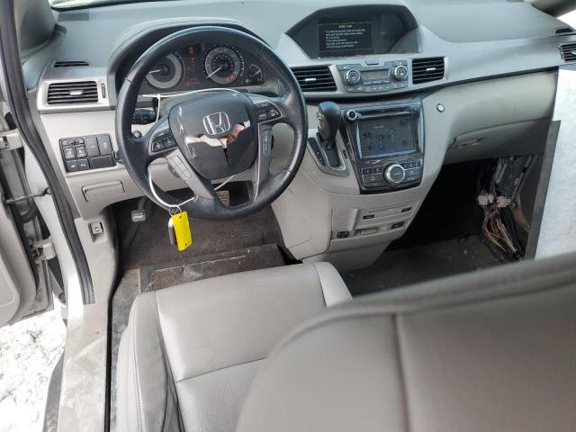 Мінівени HONDA ODYSSEY 2015 Сріблястий