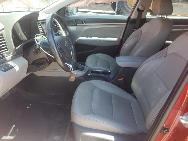  HYUNDAI ELANTRA 2017 Czerwony