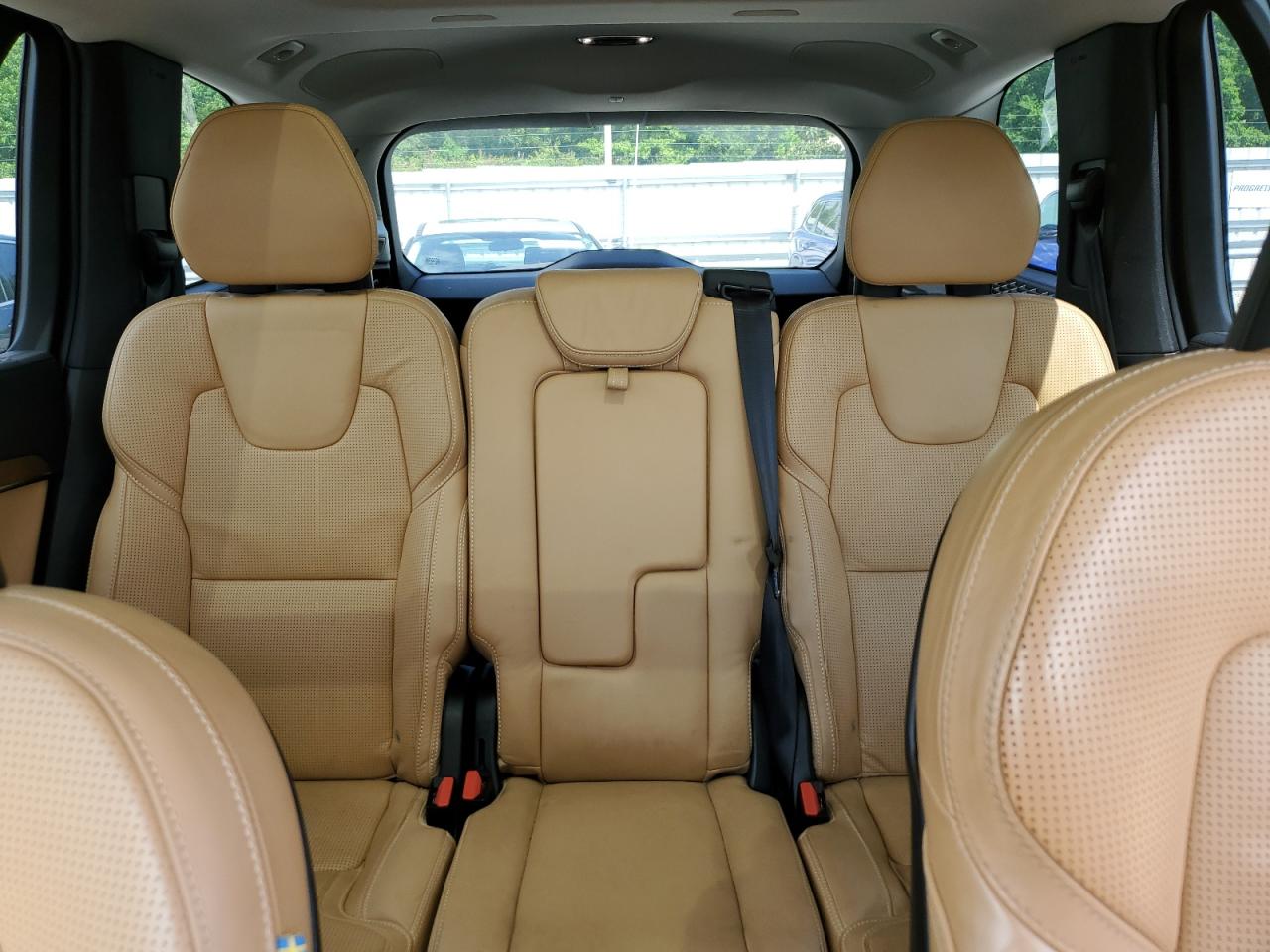 2016 Volvo Xc90 T6 VIN: YV4A22PL4G1027827 Lot: 56332285