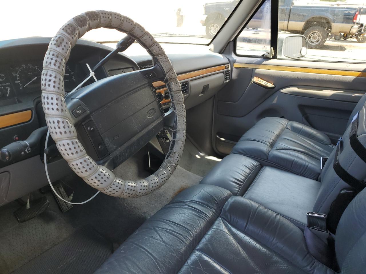 1995 Ford F150 VIN: 1FTEX15N5SKB94706 Lot: 55813215