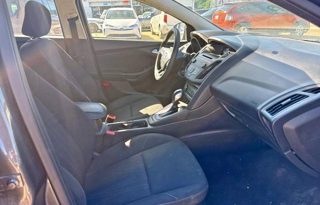Hatchbacks FORD FOCUS 2016 Szary