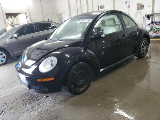 2010 Volkswagen New Beetle 