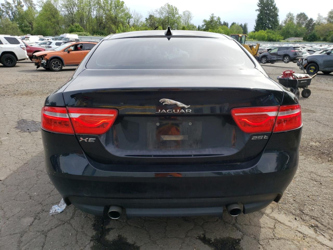 2017 Jaguar Xe VIN: SAJAR4BGXHA977746 Lot: 57907075
