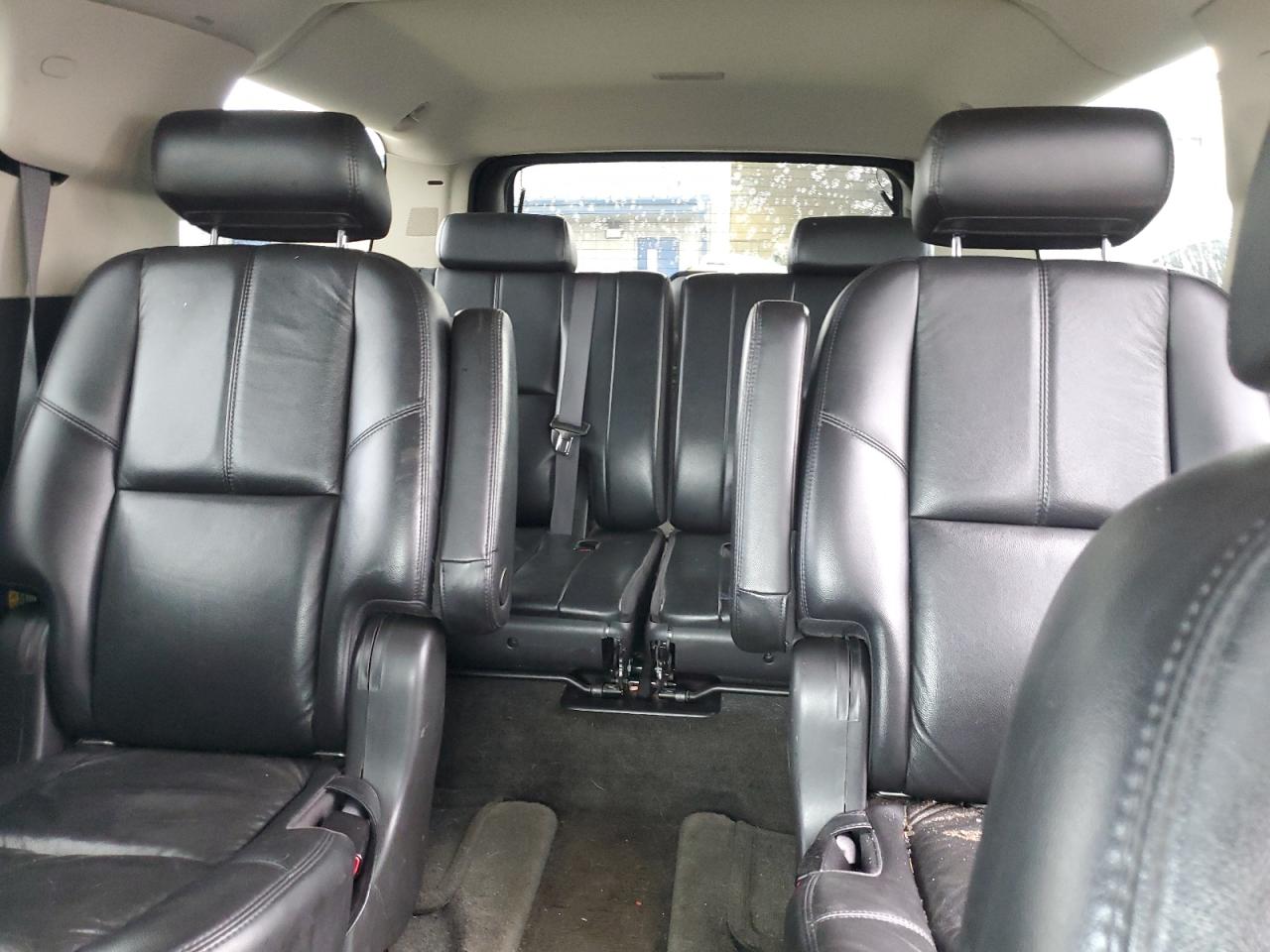 2007 Chevrolet Suburban K1500 VIN: 1GNFK16357J161905 Lot: 55074125