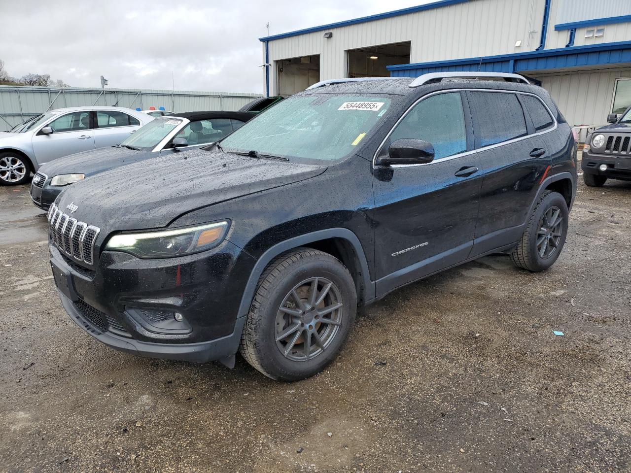 2019 Jeep Cherokee Latitude Plus for Sale in Mcfarland, WI - Hail