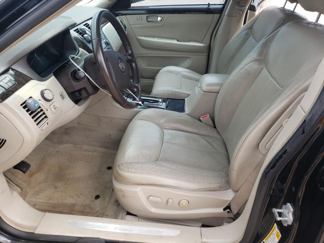 2011 Cadillac Dts Luxury Collection VIN: 1G6KD5E62BU112658 Lot: 56920935