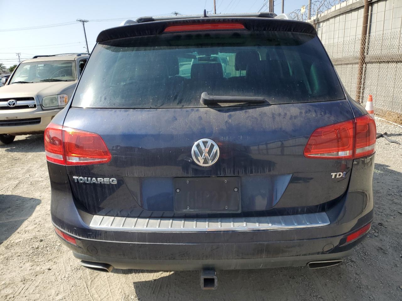 2014 Volkswagen Touareg V6 Tdi VIN: WVGEP9BP9ED011669 Lot: 56624595