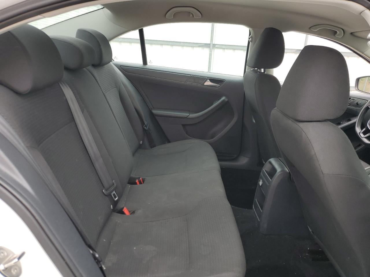 2015 Volkswagen Jetta Base VIN: 3VW2K7AJ0FM400517 Lot: 58368185