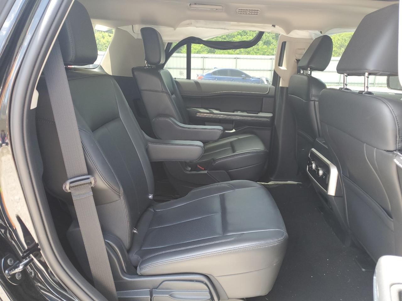 2023 Ford Expedition Xlt VIN: 1FMJU1J83PEA62360 Lot: 57276985