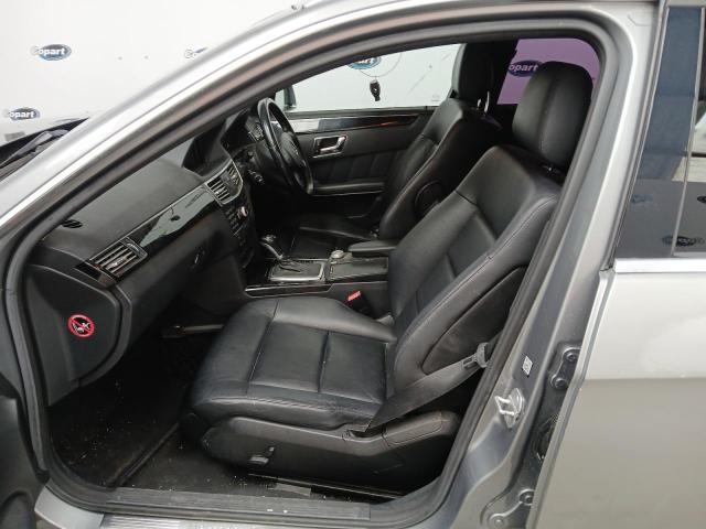 2011 MERCEDES BENZ E220 BLUE-