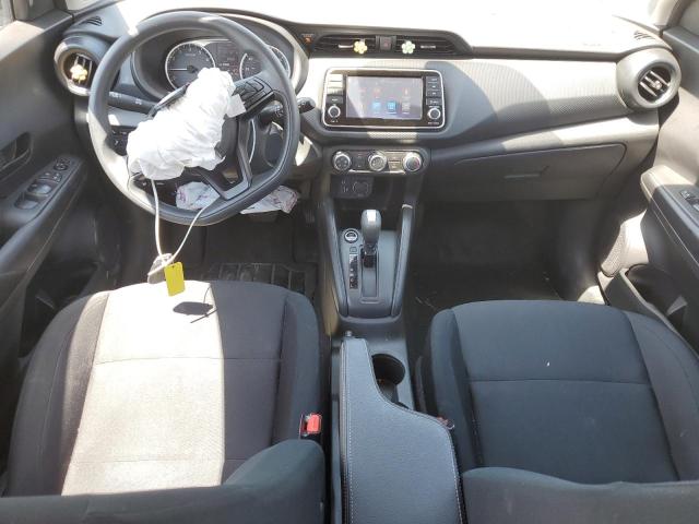  NISSAN KICKS 2024 Gray