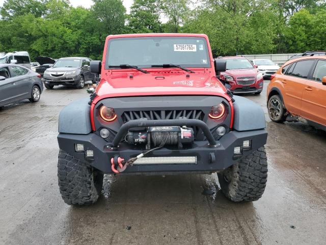 Parquets JEEP WRANGLER 2016 Czerwony