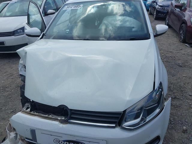 2015 VOLKSWAGEN POLO SE TS