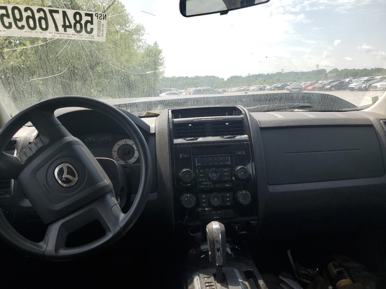 2011 Mazda Tribute I VIN: 4F2CY0C70BKM03689 Lot: 58476695