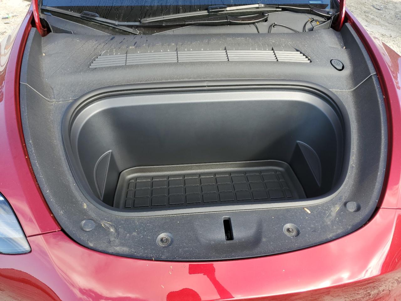 2024 Tesla Model Y VIN: 7SAYGDEE6RA318973 Lot: 55586435