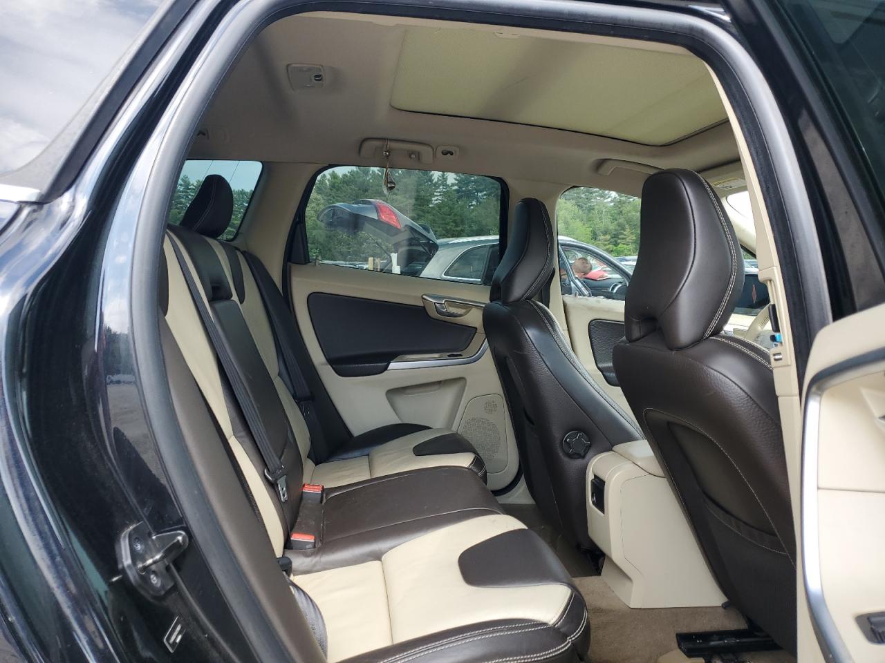 2010 Volvo Xc60 T6 VIN: YV4992DZXA2018929 Lot: 59286165