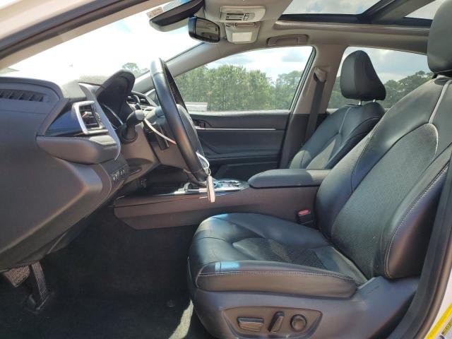  TOYOTA CAMRY 2018 White