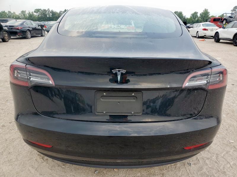  TESLA MODEL 3 2022 Czarny