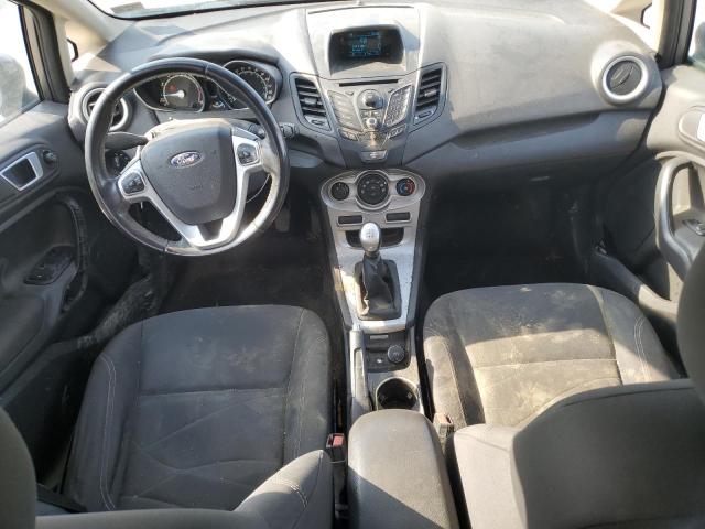  FORD FIESTA 2014 Серебристый