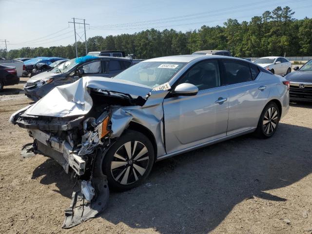  NISSAN ALTIMA 2019 Серебристый
