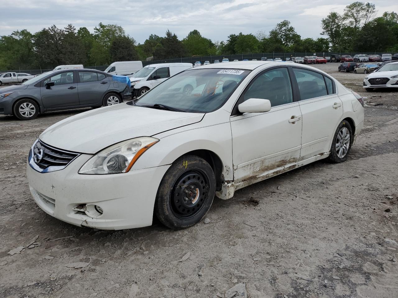 2012 Nissan Altima Base for Sale in Madisonville, TN - All Over