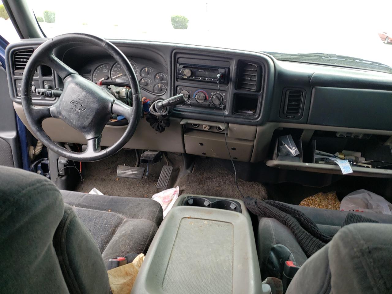 2002 Chevrolet Tahoe C1500 VIN: 1GNEC13T62J328360 Lot: 57702495