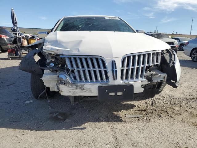 Sedans LINCOLN MKZ 2012 White