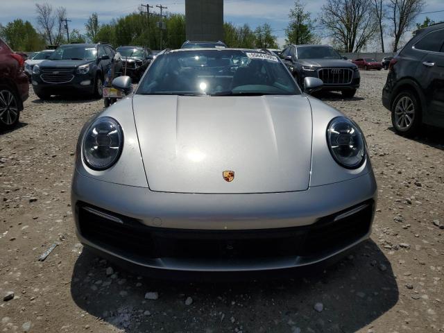  PORSCHE 911 2023 Серебристый