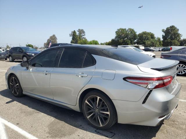  TOYOTA CAMRY 2019 Серебристый