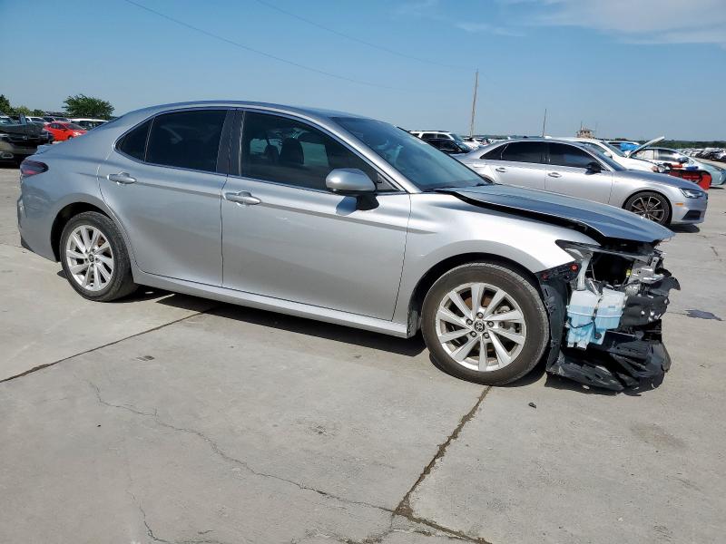  TOYOTA CAMRY 2022 Srebrny