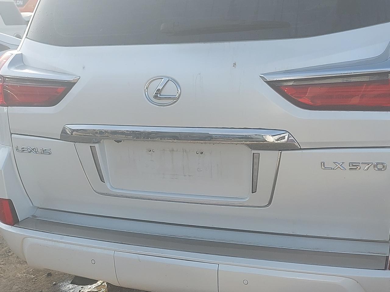 JTJHY00W0J4280185 - 2018 Lexus LX - #undefined