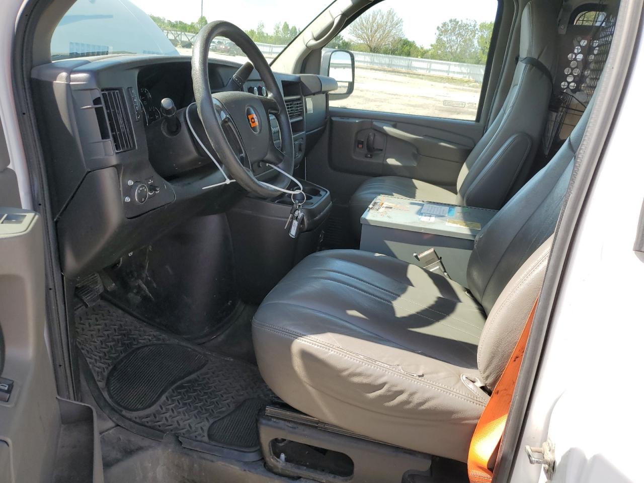 2015 Chevrolet Express G2500 VIN: 1GCWGFCF5F1221962 Lot: 57445255