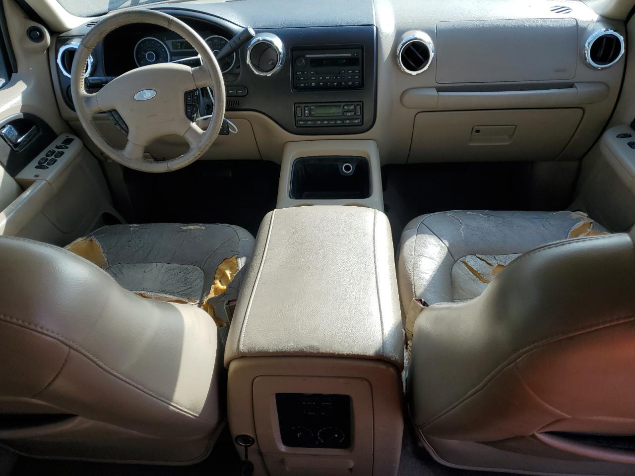 2005 Ford Expedition Eddie Bauer VIN: 1FMFU17505LA24709 Lot: 56061085