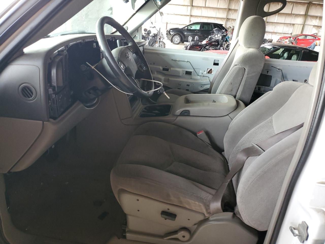 2005 Chevrolet Suburban C1500 VIN: 3GNEC16Z35G294867 Lot: 55535585