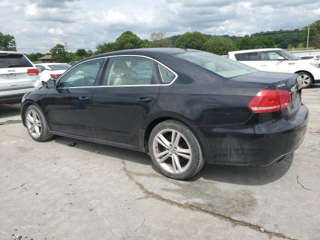 Sedans VOLKSWAGEN PASSAT 2014 Czarny