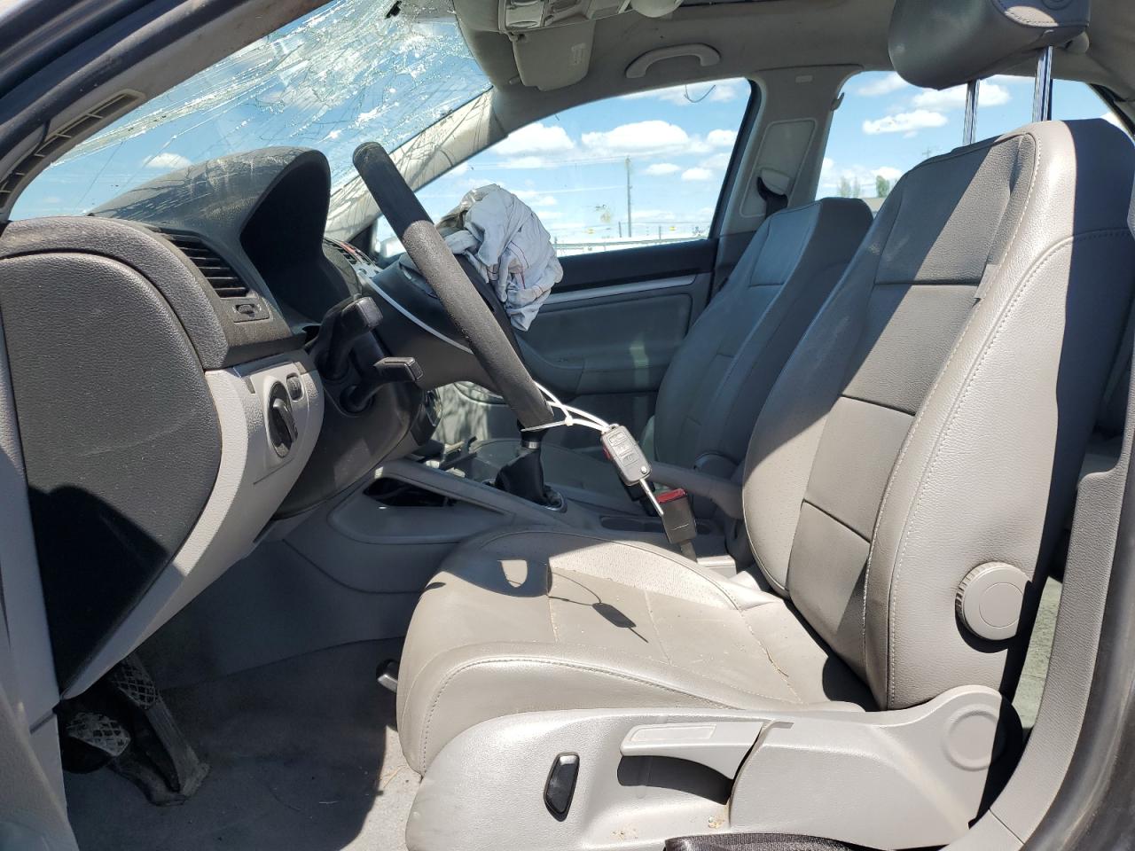 2006 Volkswagen Jetta Tdi Option Package 1 VIN: 3VWST71K06M638552 Lot: 55675875