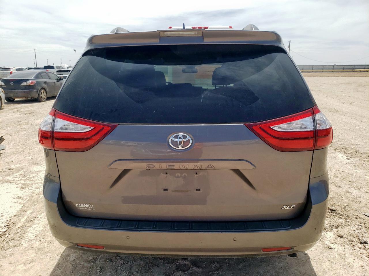 2019 Toyota Sienna Xle VIN: 5TDYZ3DC9KS977684 Lot: 56742555