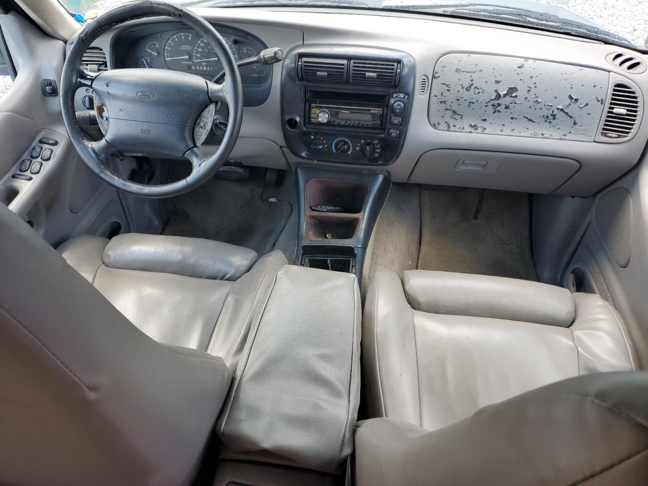 1996 Ford Explorer VIN: 1FMDU32P0TZA75326 Lot: 43005845