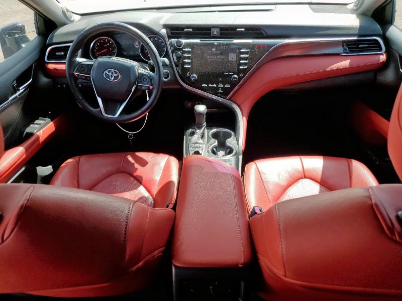  TOYOTA CAMRY 2018 Белы