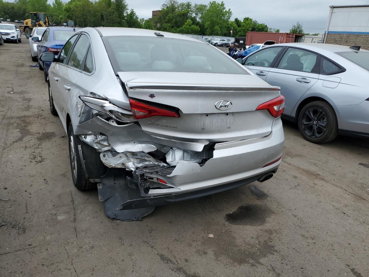 2016 Hyundai Sonata Se VIN: 5NPE24AF8GH366490 Lot: 56884475